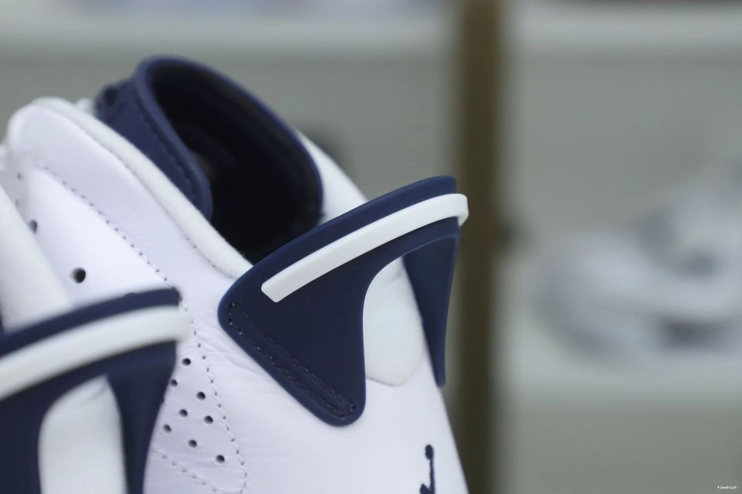 AIR 6 NAVY MIDNIGHT JORDAN 0311